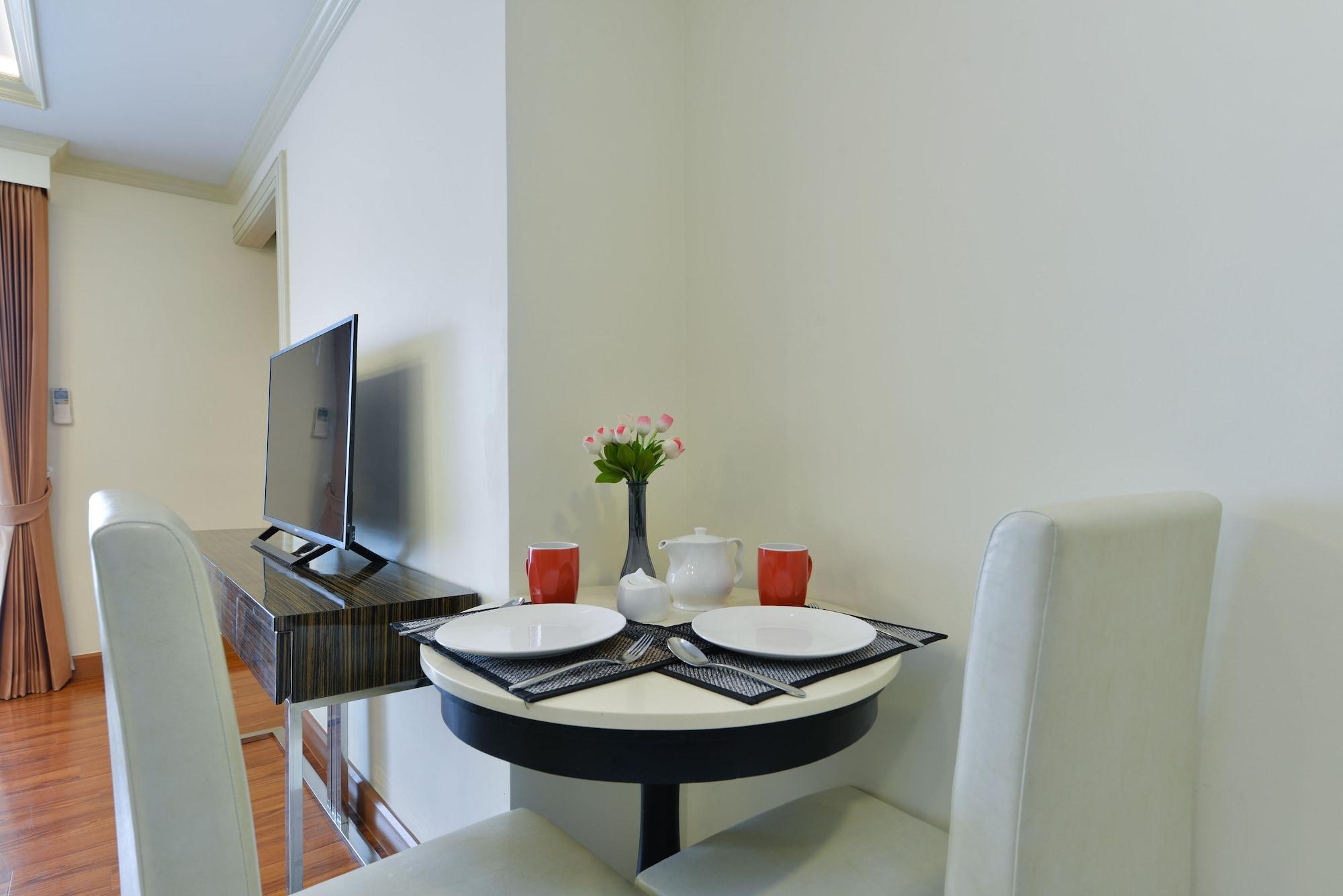 Aspira Hana Executive Apartment Thonglor Бангкок Екстер'єр фото