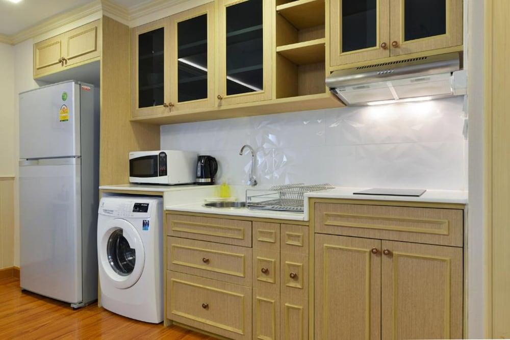 Aspira Hana Executive Apartment Thonglor Бангкок Екстер'єр фото