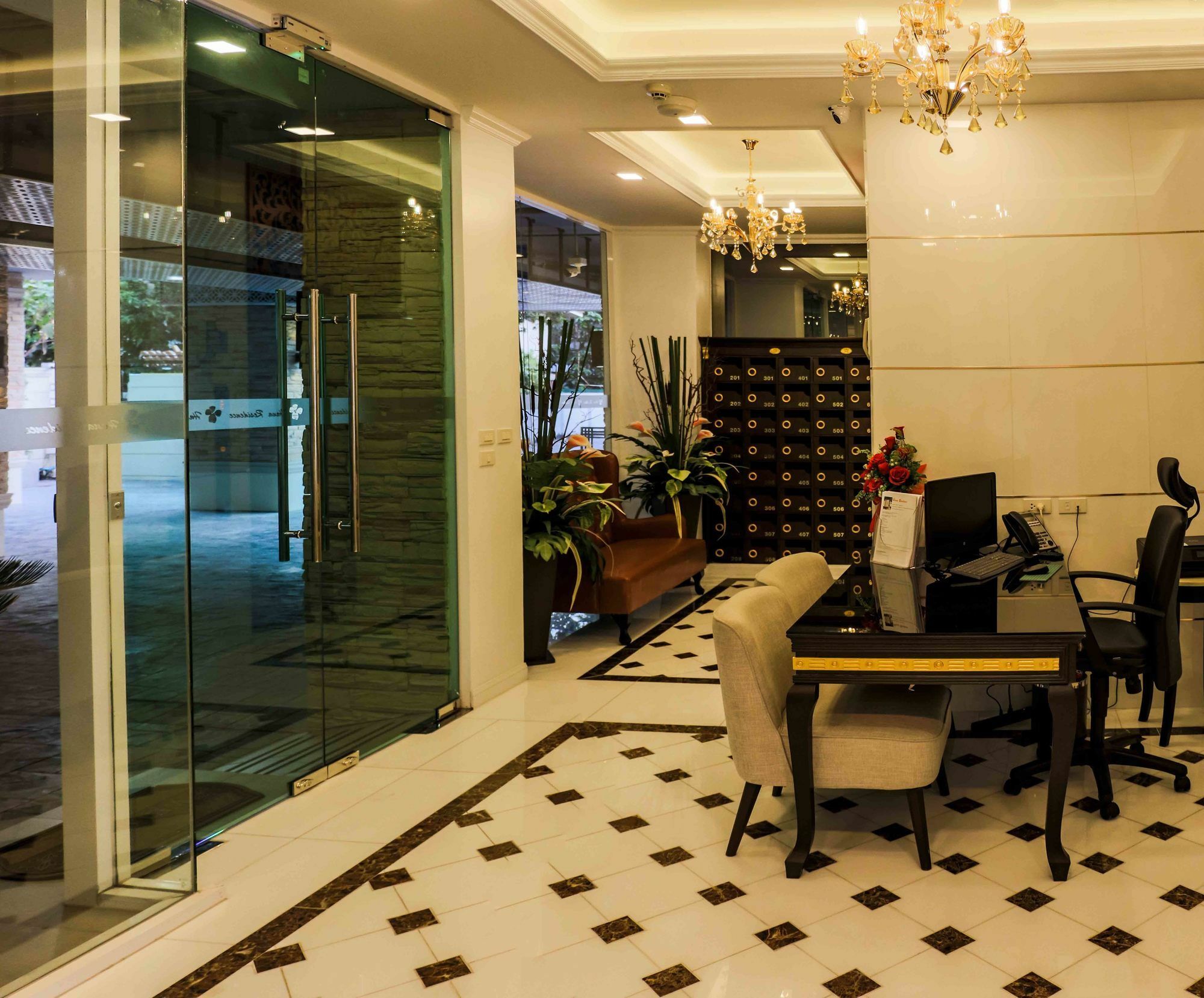 Aspira Hana Executive Apartment Thonglor Бангкок Екстер'єр фото