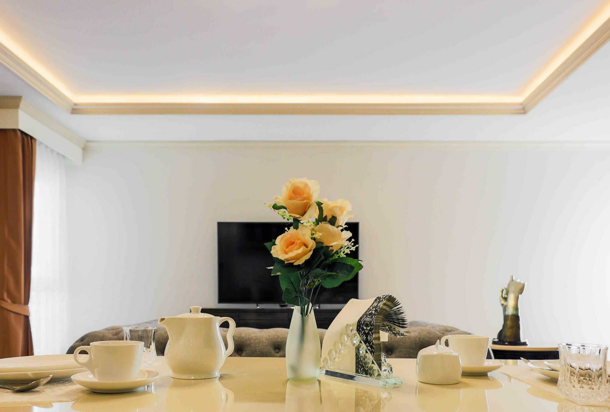 Aspira Hana Executive Apartment Thonglor Бангкок Екстер'єр фото