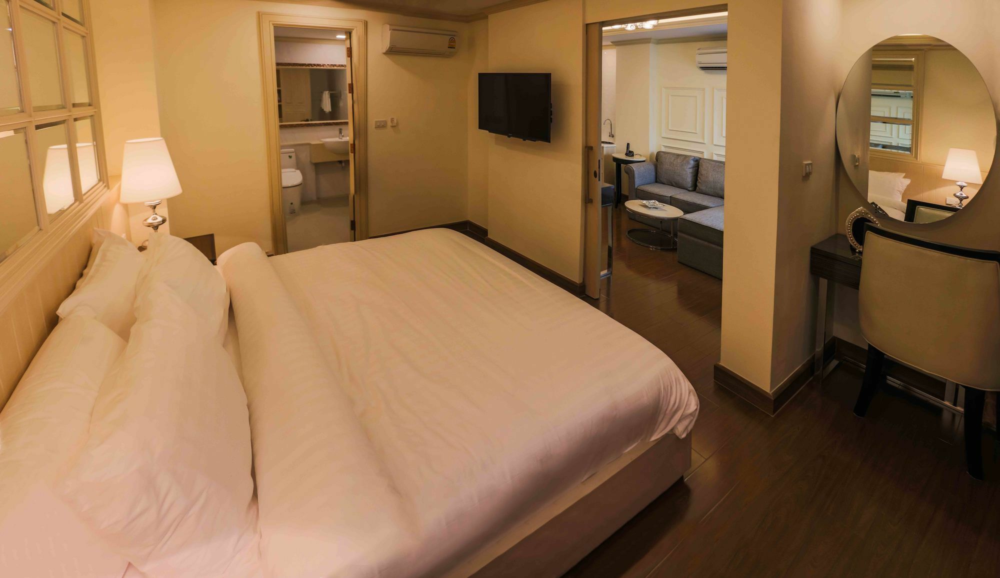 Aspira Hana Executive Apartment Thonglor Бангкок Екстер'єр фото